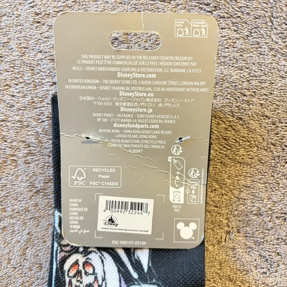 NWT WDW Disney Parks  – Villains Collection – Maleficent,‎ Ursula, Scar – 1 Pair